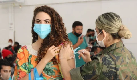 COVID-19: confira os pontos de vacinação nesta quinta-feira, em Manaus