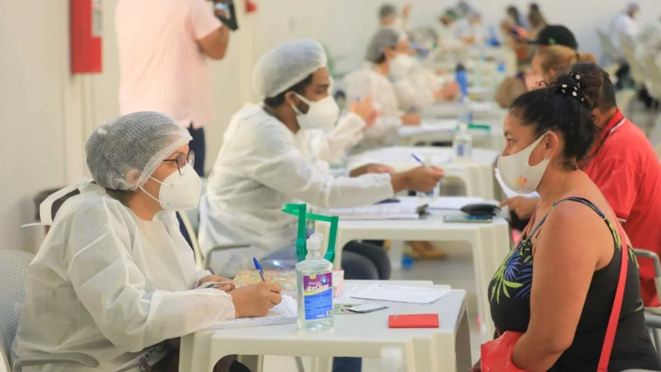 Amazonas registra 7.467 novos casos por Covid-19 e quatro óbitos em Manaus, segundo a FVS-RCP