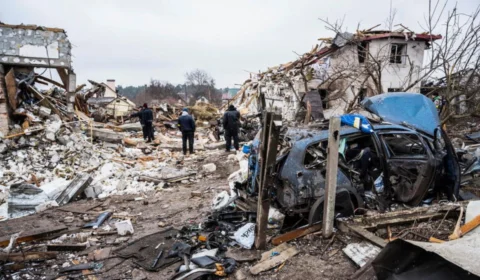 Tribunal Haia abre investigação sobre crimes de guerra contra Rússia