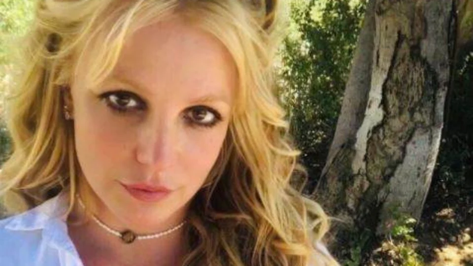 Depois de 13 anos, pai de Britney Spears entra com pedido judicial para encerrar tutela