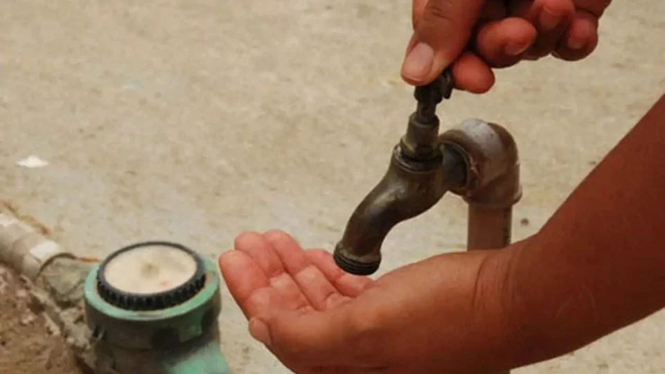 Manutenção deixa bairros de Manaus sem água nesta terça-feira