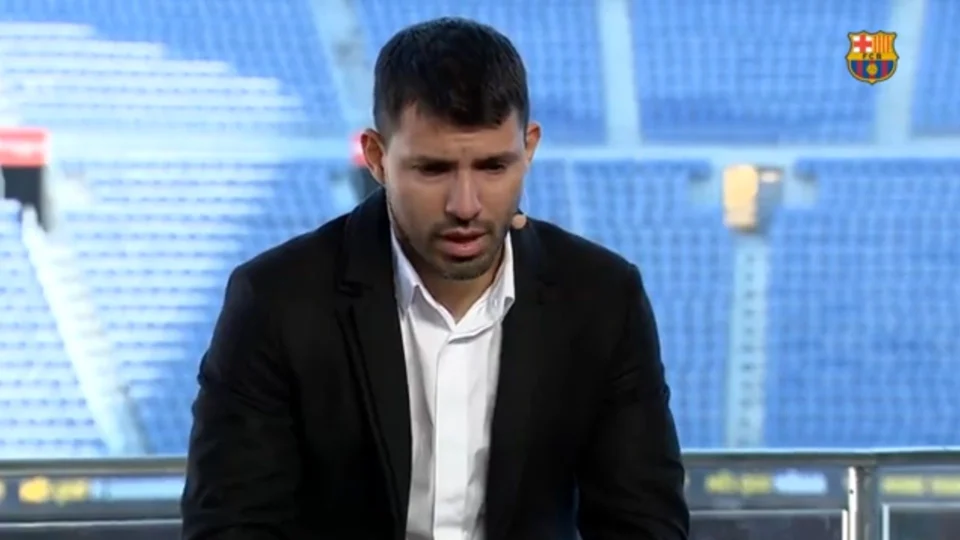 Sergio Agüero anuncia aposentadoria devido a problemas cardíacos; arritmia pode indicar problemas graves no coração