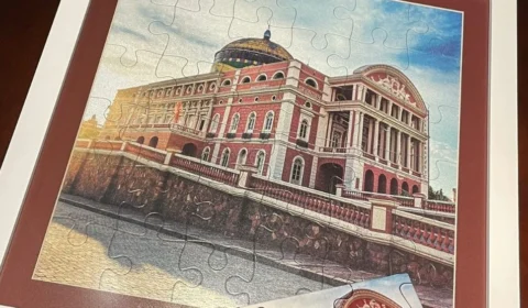 Casarão de Ideias lança quebra-cabeça em homenagem ao Teatro Amazonas