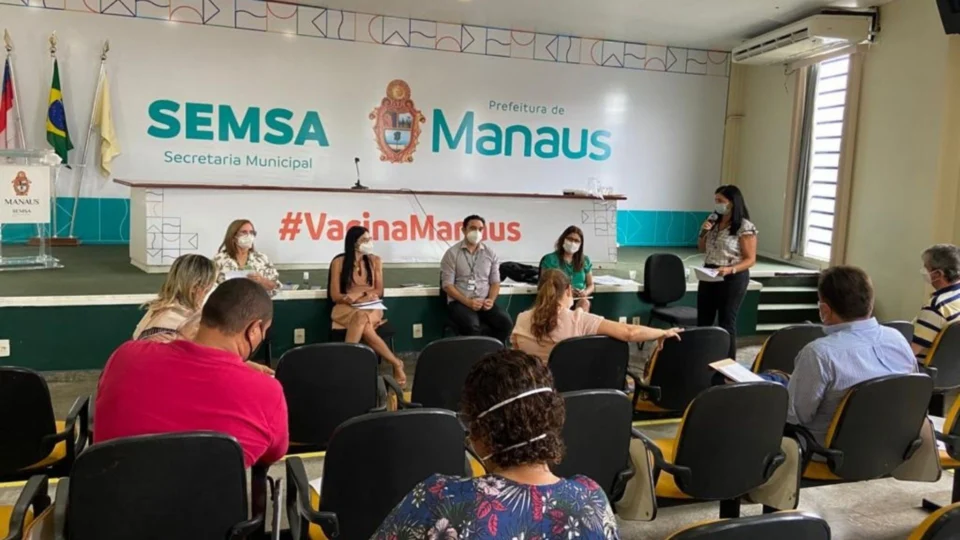 Em Manaus, portaria torna obrigatória a comprovação de vacinação para servidores da Semsa