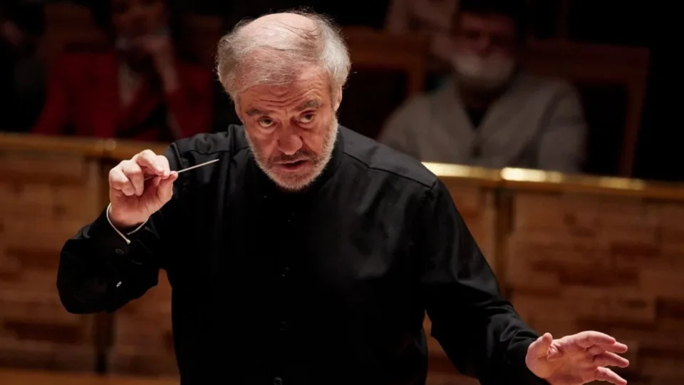Valery Gergiev, maestro apoiador de Putin, é demitido da Filarmônica de Munique