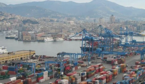 Polícia italiana apreende mais de 400 kg de cocaína em sacas de café enviadas do Brasil