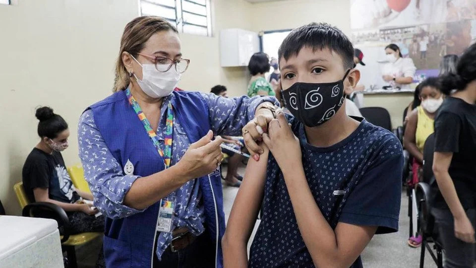 Vacinação de crianças de 5 a 11 anos começará na próxima segunda-feira em Manaus