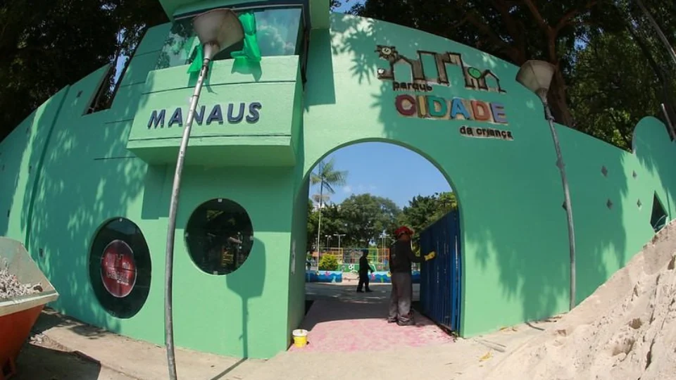Em Manaus, parque Cidade da Criança abre para evento-teste