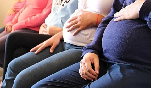 Auxílio Brasil: governo vai conceder benefício a gestantes