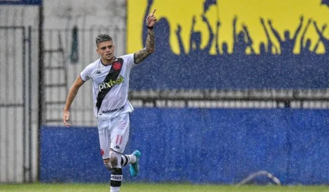 Com golaço de Gabriel Pec, Vasco vence Madureira por 3 a 1 e lidera Cariocão 2022