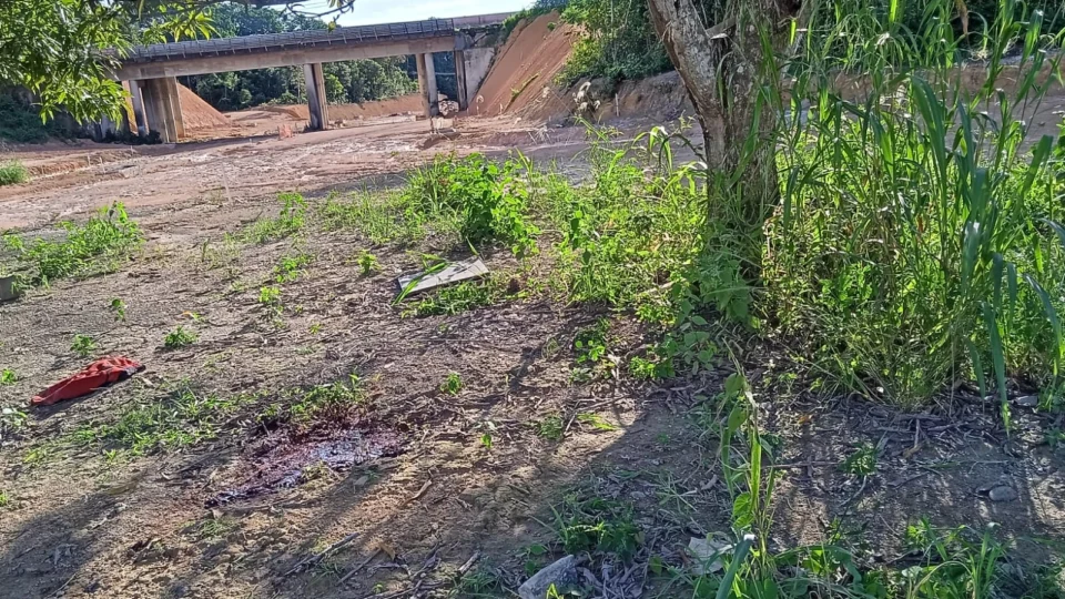 Corpo é encontrado em terreno na Zona Leste de Manaus