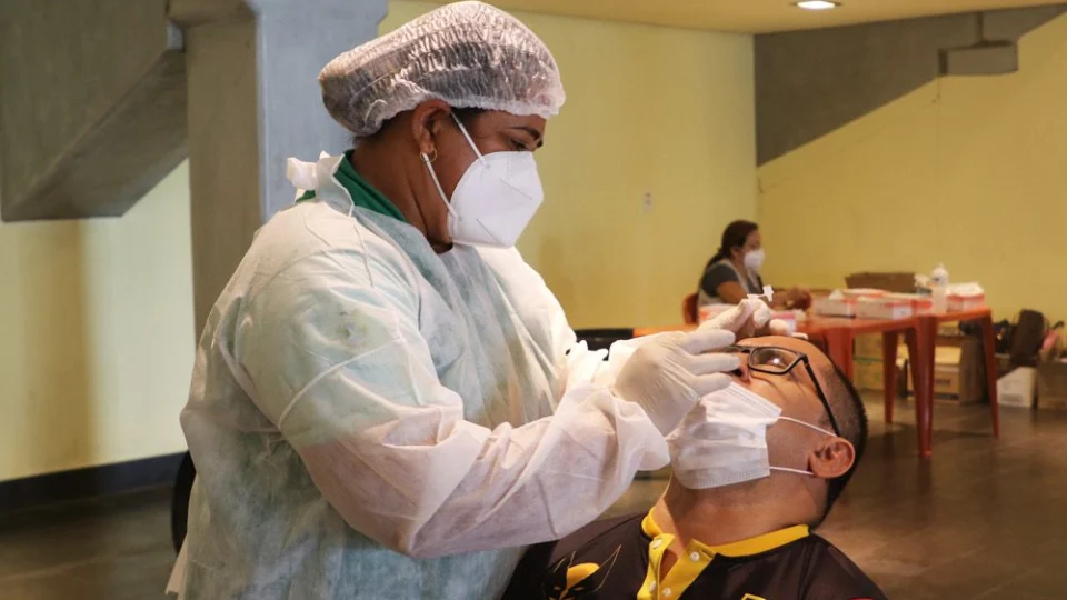 FVS confirma 164 novos casos da Covid-19 no Amazonas neste sábado
