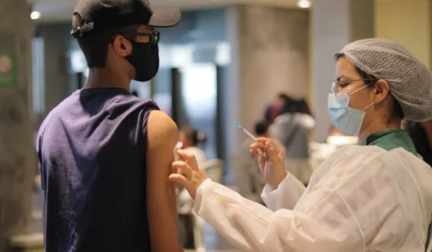 Campanha de multivacinação: Manaus tem mais de 20 tipos de vacinas contra doenças imunopreveníveis