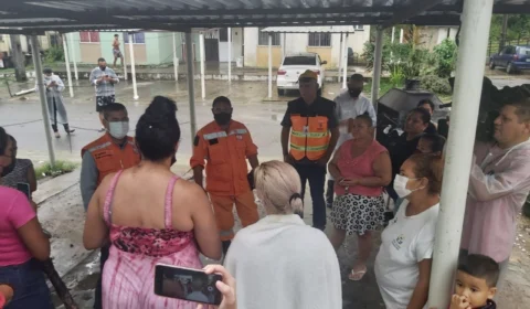 Mais de 50 ocorrências foram registradas em Manaus durante as fortes chuvas desta segunda-feira