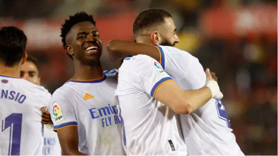 Real Madrid vence Mallorca por 3 a 0 com dois de Benzema pelo Espanhol