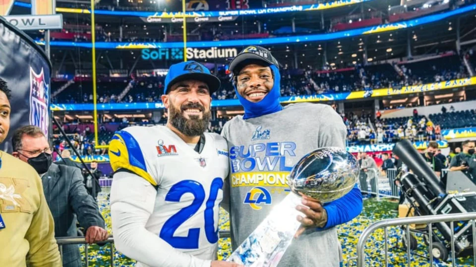 Após 22 anos sem vencer, Los Angeles Rams ganha o super Bowl 2021-2022
