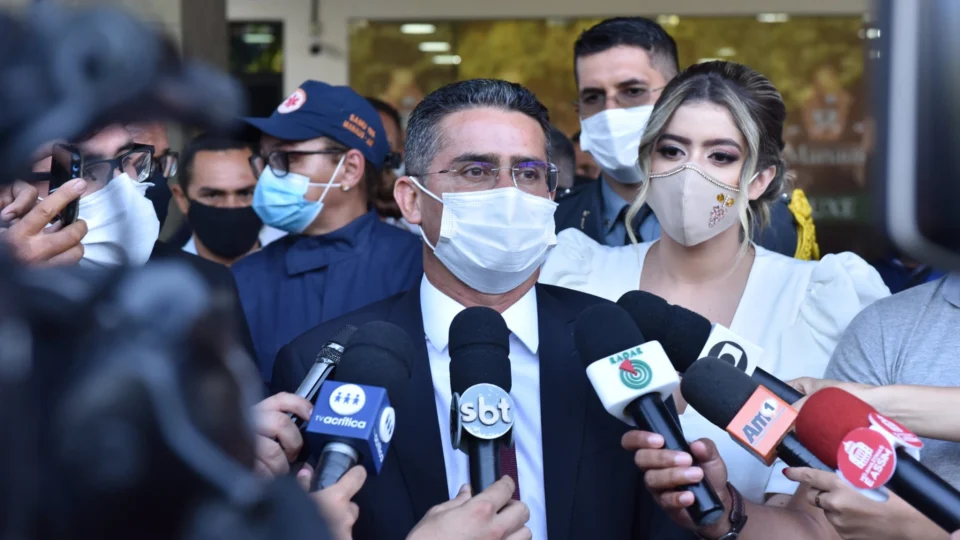 Pela segunda vez, prefeito David Almeida testa positivo para Covid-19