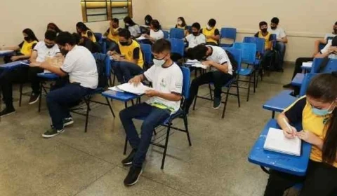 Em Manaus, matrículas para novos alunos da EJA iniciam nesta segunda-feira