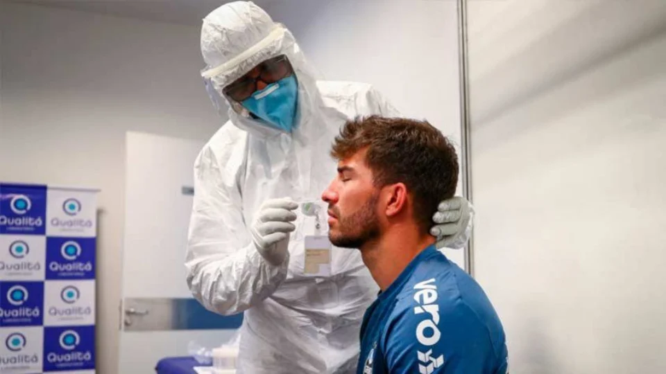 Atleta que não apresentar comprovante de vacina contra Covid-19 ficará de fora dos torneios da CBF