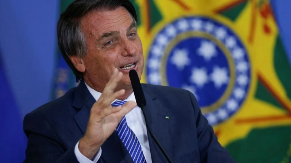 Bolsonaro anuncia licença para início das obras do Linhão de Tucuruí