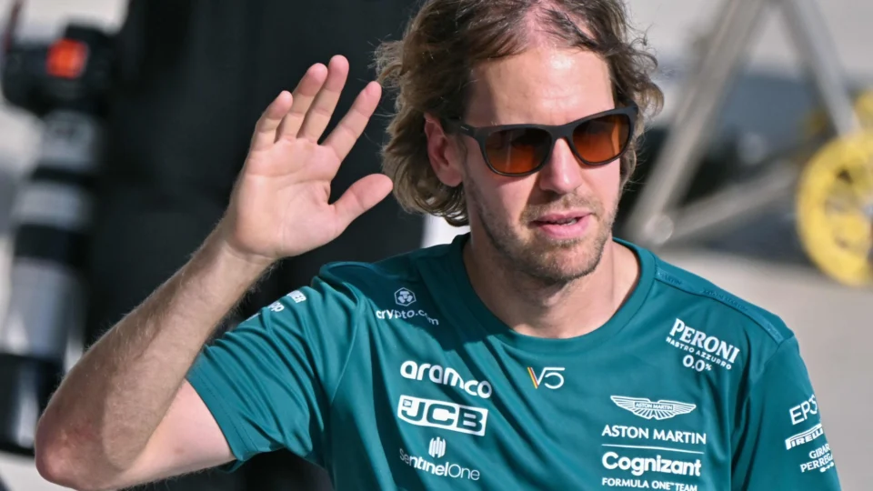 Tetracampeão Sebastian Vettel deixará F1 em dezembro