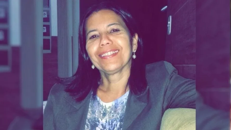 Professora é morta a facadas por ex-aluno em Inhumas, Goiânia