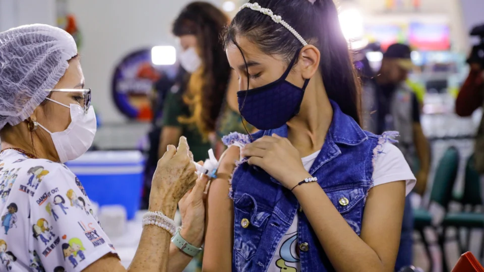 Covid-19: confira pontos de vacinação para adultos e crianças nesta quinta-feira, em Manaus