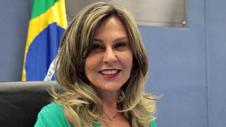 Lindôra Araújo é nomeada vice-procuradora-geral da República