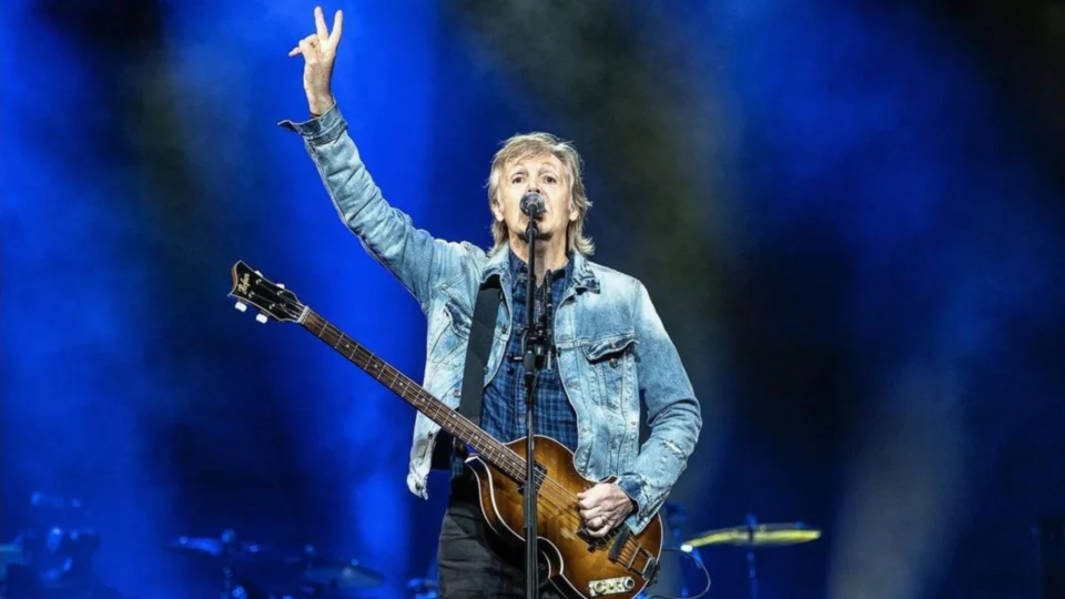 Paul McCartney completa 80 anos e ganha homenagem em rede social dos Beatles