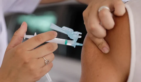 Covid-19: confira pontos de vacinação para adultos e crianças nesta quinta-feira, em Manaus