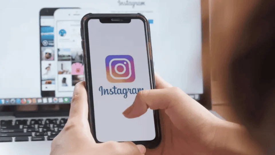 Instagram vai notificar captura de tela feita na DM de usuário