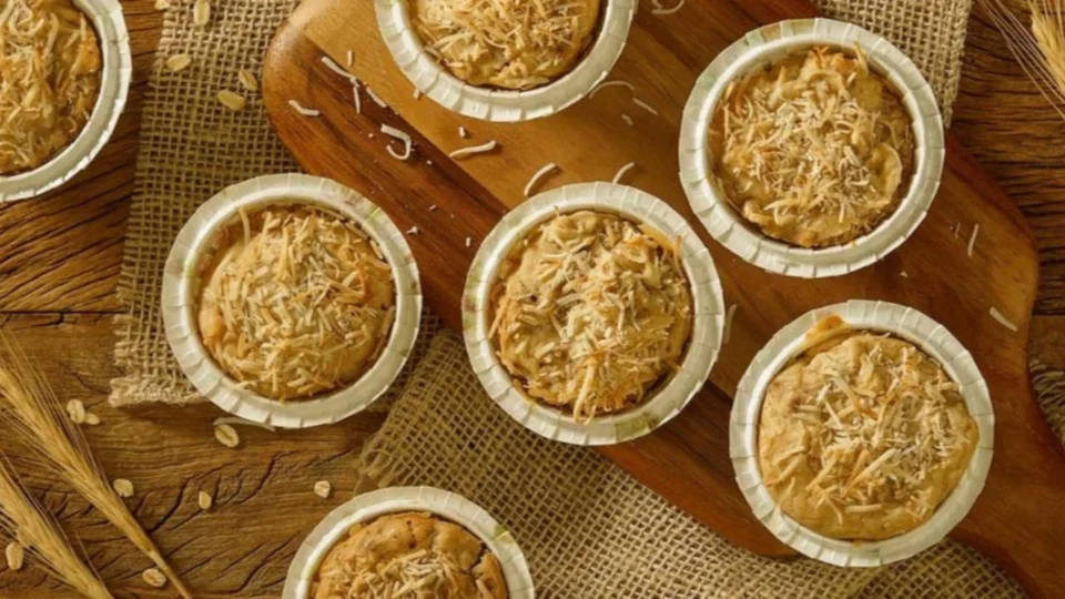 RECEITA FÁCIL: aprenda a fazer muffin de banana com coco