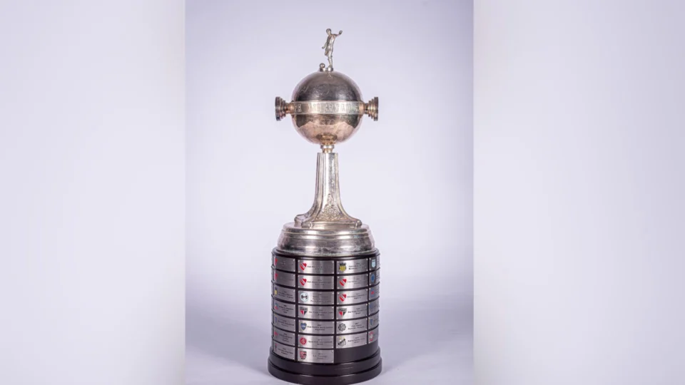 Libertadores: Flamengo e Athletico-PR disputam título dia 29 de outubro