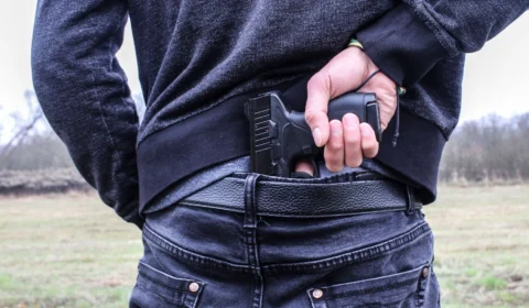 Sete em cada 10 brasileiros discordam que para ter segurança sociedade deve andar armada