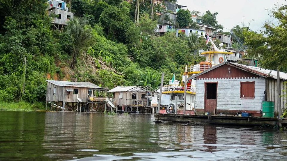 Em novo alerta de cheia, CPRM diz que nível do Rio Negro em Manaus pode atingir 29,80 metros