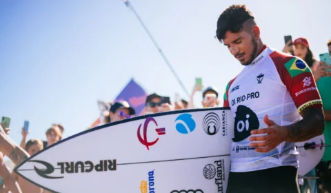 Gabriel Medina decepciona e está fora da etapa de Saquarema do Circuito Mundial de Surfe no Rio de Janeiro