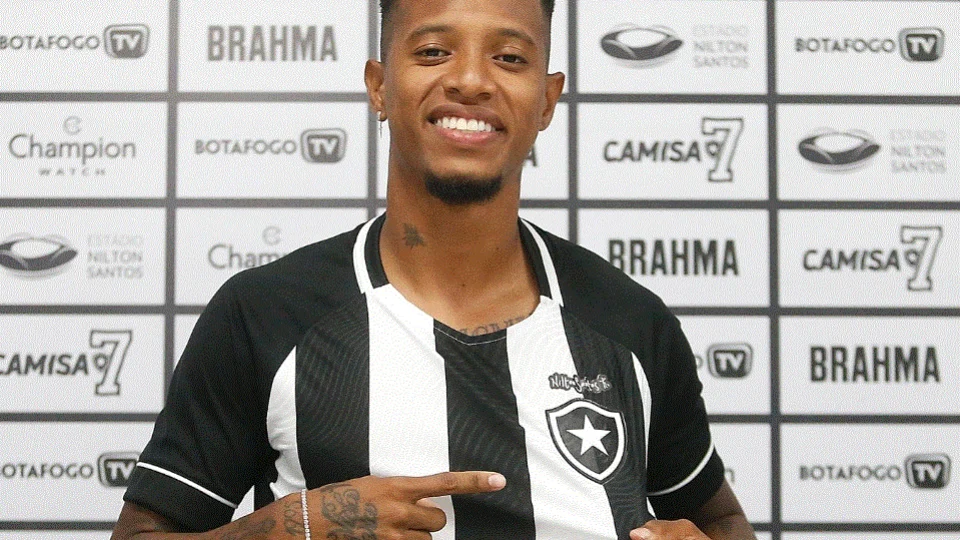 Botafogo contrata volante Tchê Tchê para reforçar clube carioca na temporada