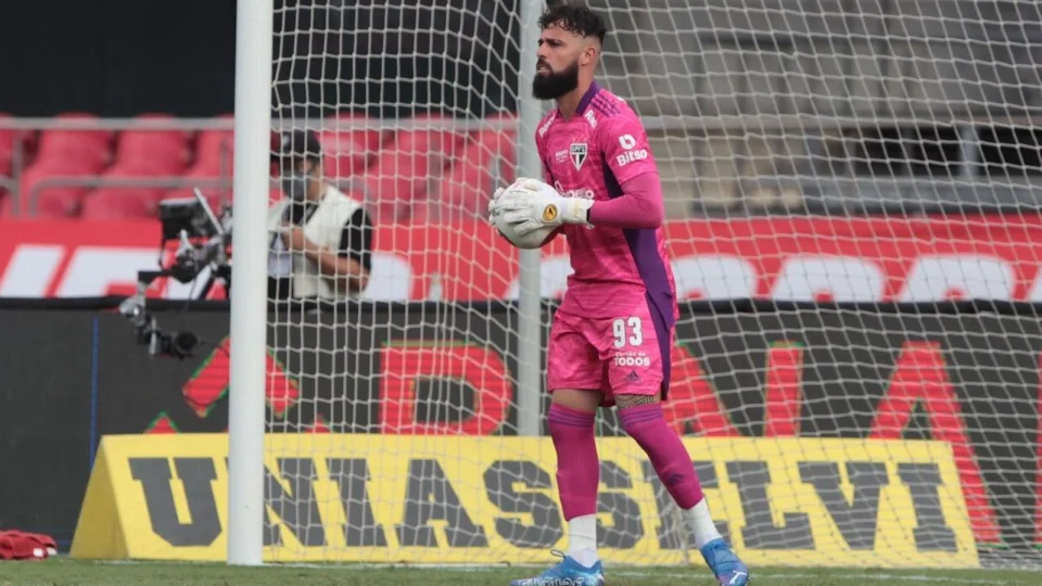 Desfalcado, São Paulo visita Internacional pela 18ª rodada do Campeonato Brasileiro nesta quarta, 20