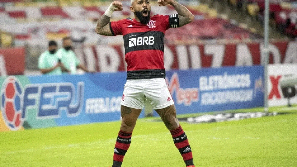 Gabigol e Maycon aparecem no ‘time da semana’ da Conmebol após conclusão da terceira rodada da Libertadores