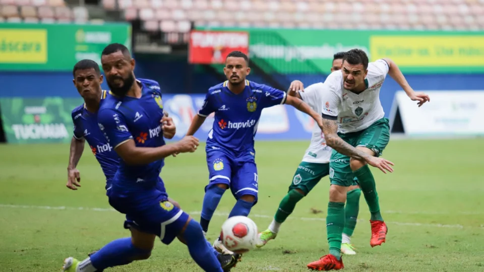 Manaus FC larga na frente por vaga na final do Campeonato Amazonense com vitória por 1 a 0 sobre Nacional