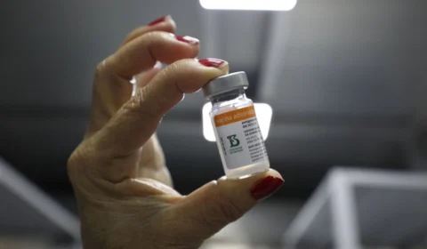 Manaus terá 53 pontos de vacinação contra Covid-19 nesta segunda-feira