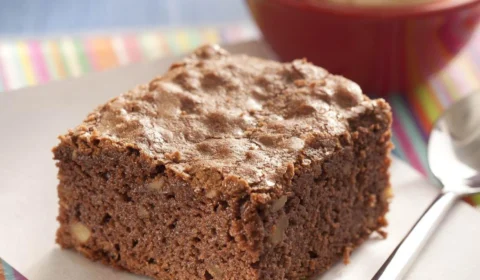 RECEITA FÁCIL: aprenda a fazer brownie de nescau