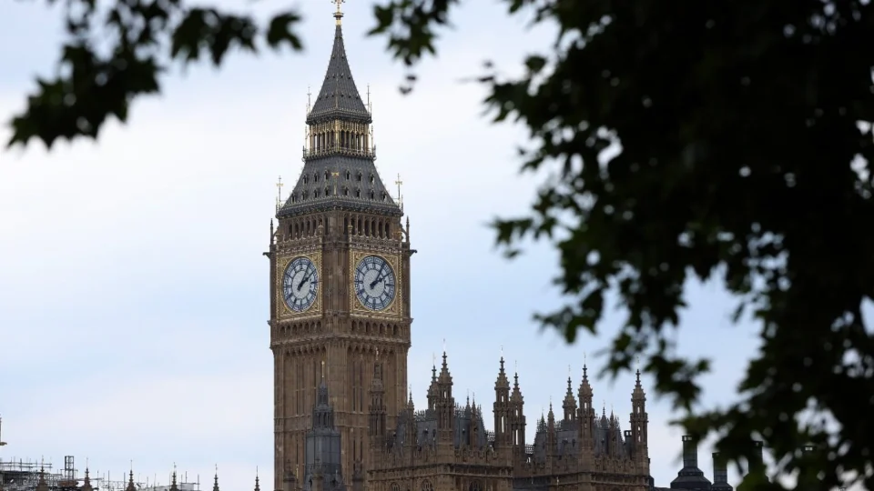 Reino Unido disponibiliza bolsas de mestrado para alunos de 160 países