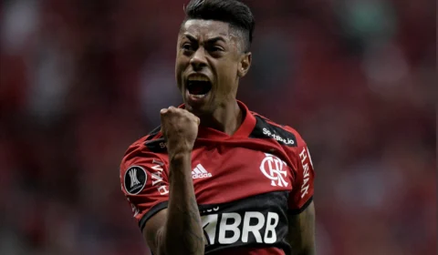 Flamengo estreia na Libertadores com vitória por 2 a 0 sobre modesto Sporting Cristal