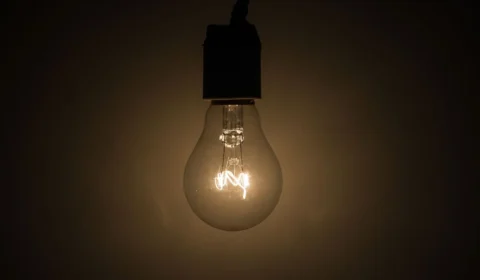 Tarifa Social: saiba quem tem direito e como adquirir o desconto na conta de luz