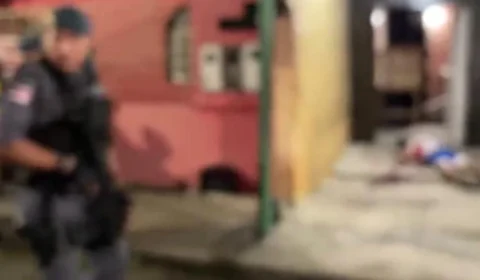 Homem é assassinado com oito tiros em banca de churrasco na Zona Norte de Manaus