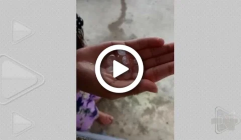 VÍDEO: moradores de Manacapuru, no AM, relatam chuva de granizo na tarde desta segunda