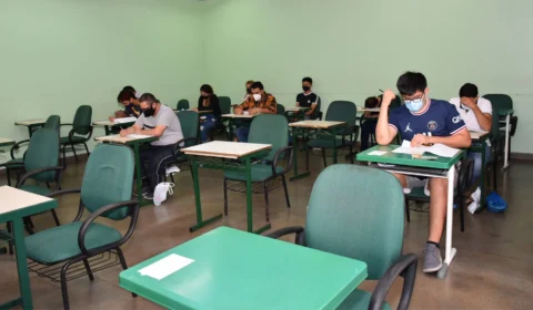 UEA divulga convocação da 3ª chamada do Vestibular e SIS 2021, acesso 2022