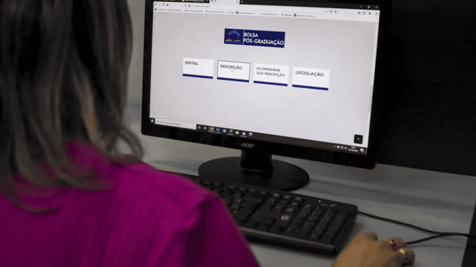 Inscrições para o ‘Programa Bolsa Pós-Graduação’ encerram nesta quarta-feira em Manaus