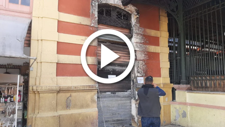 VÍDEO: casa lotérica do Mercado Municipal Adolpho Lisboa é fechada após ataque em Manaus